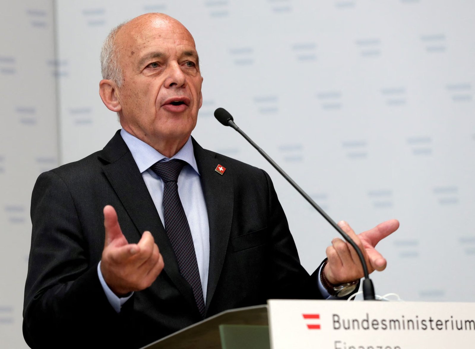 Ueli Maurer