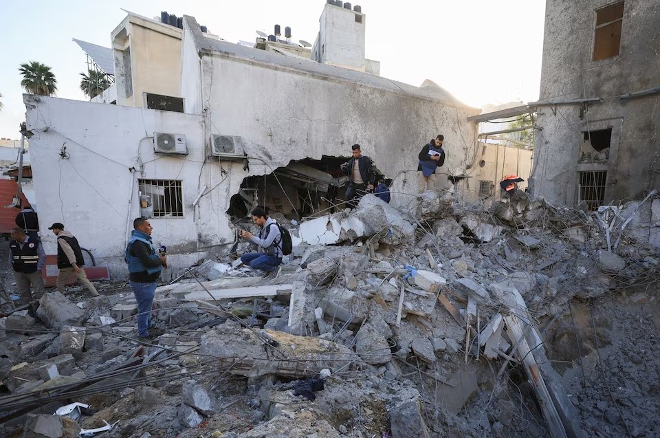 Israeli missiles strike Gaza hospital, patients evacuated