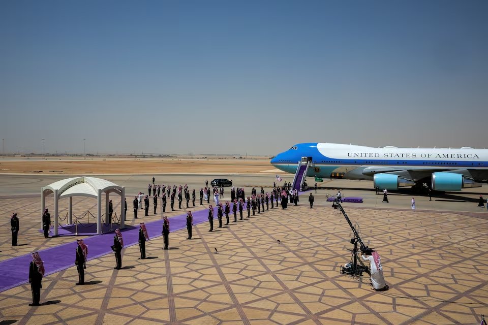 Trump starts Gulf visit in Saudi Arabia, focus on mega economic deals