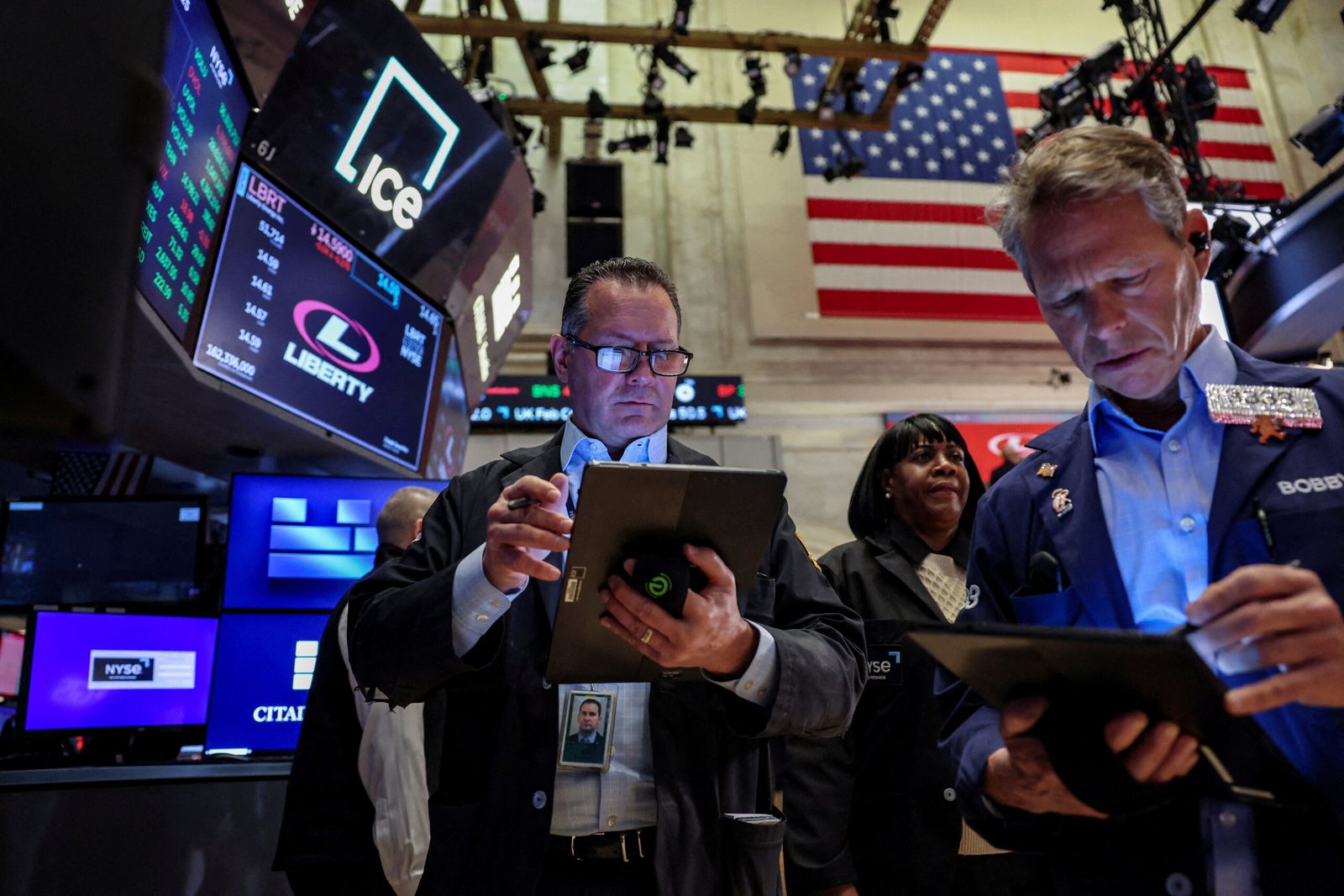 Stocks gain on jobs data, signs China-US trade tensions may ease