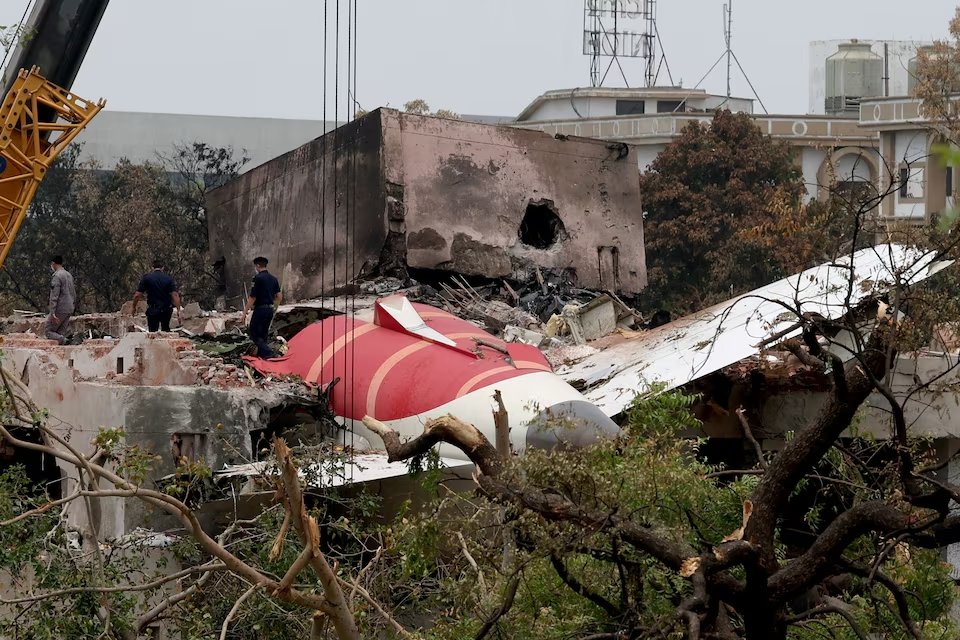 India orders inspection of Boeing 787s after Air India crash