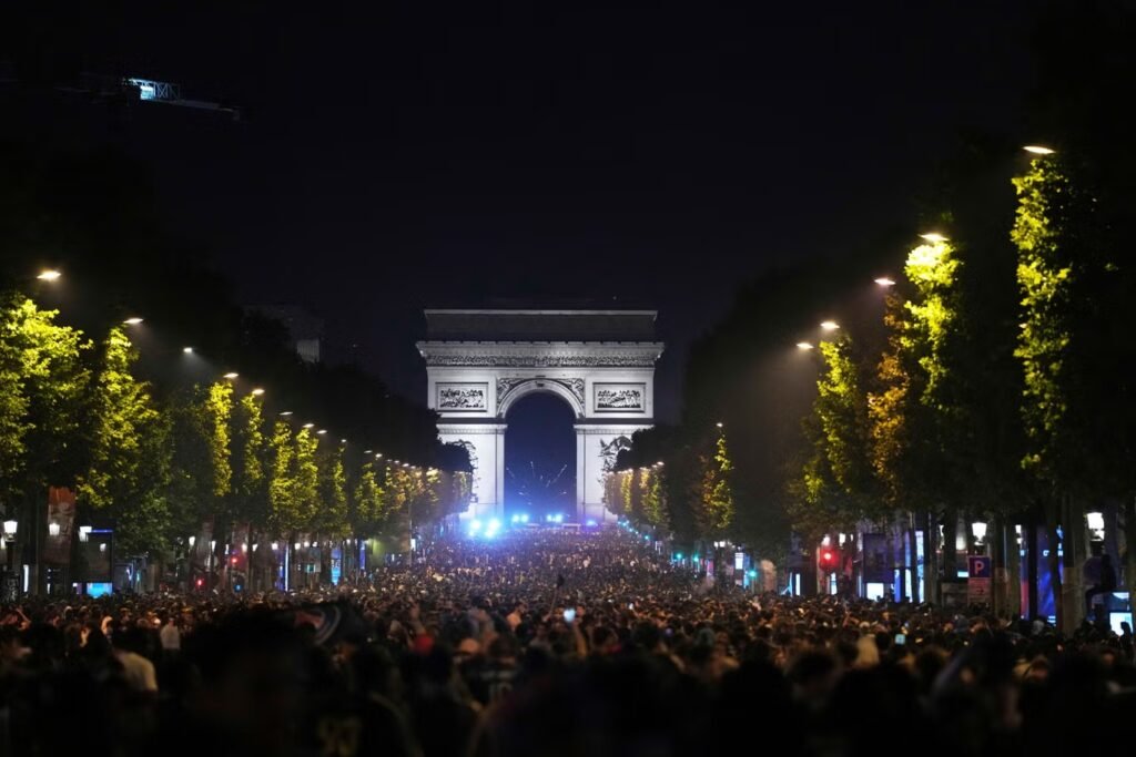 Two dead and 500 arrested in France during PSG win celebrations