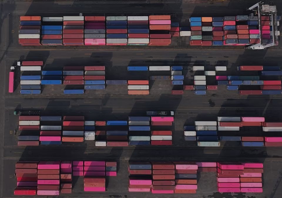 Trump enforces 19% tariff on Indonesian goods, EU readies retaliation