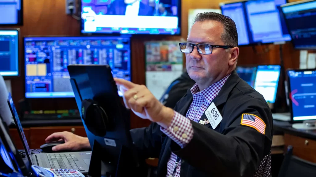 Stocks rise on Friday after inflation matches estimates, but S&P 500 snaps 3-week winning streak