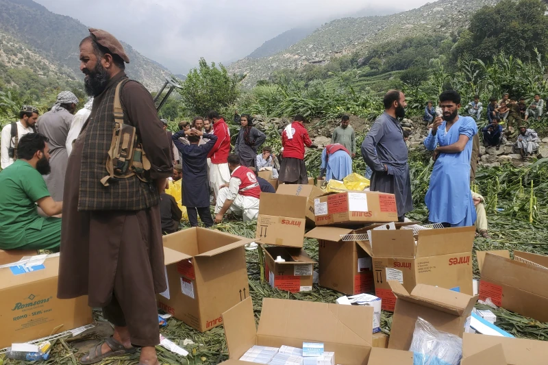Afghanistan earthquake leaves 800 dead and 2,800 injured in devastating blow