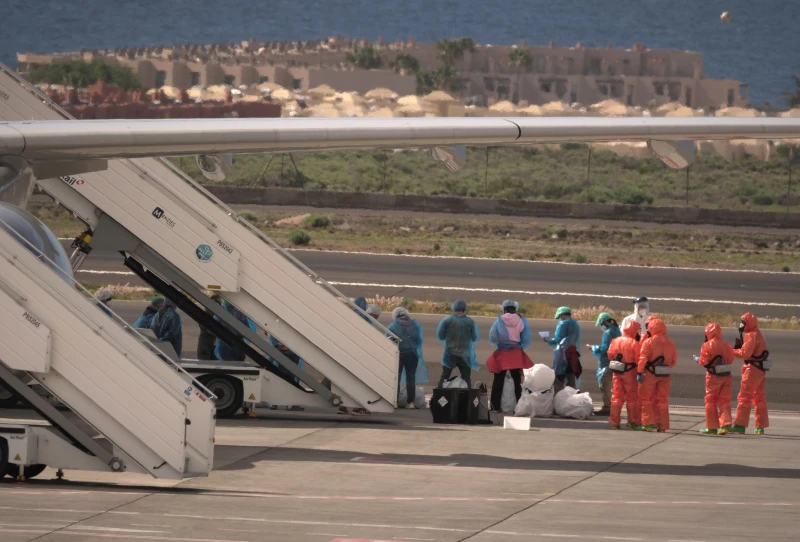 Plane carrying Spanish passengers from hantavirus-stricken MV Hondius cruise ship leaves for Madrid