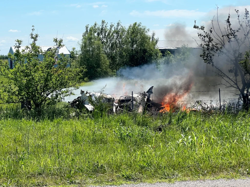 Twelve people killed in Missouri plane crash, skydiving company says