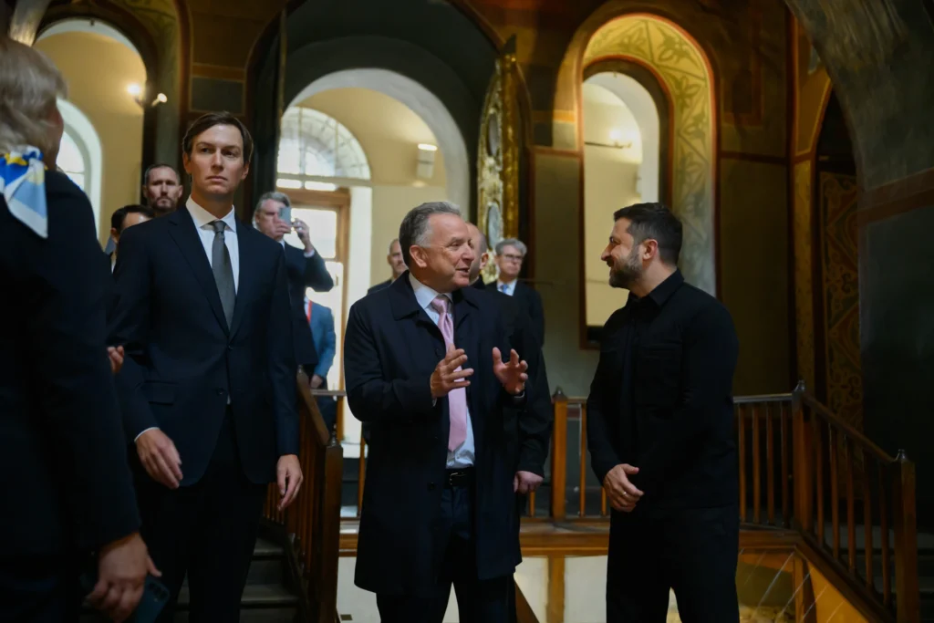 US envoys Witkoff and Kushner arrive in Kyiv after talks with Putin in Moscow